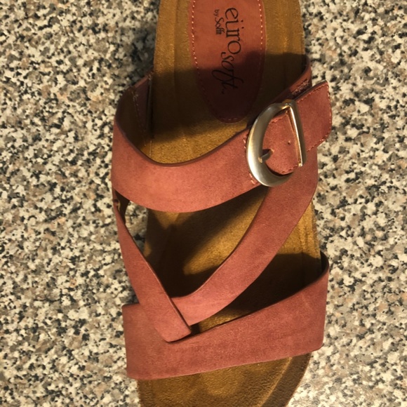 3 pairs of new 8 1/2 M Eurosoft Sandals - Picture 7 of 9